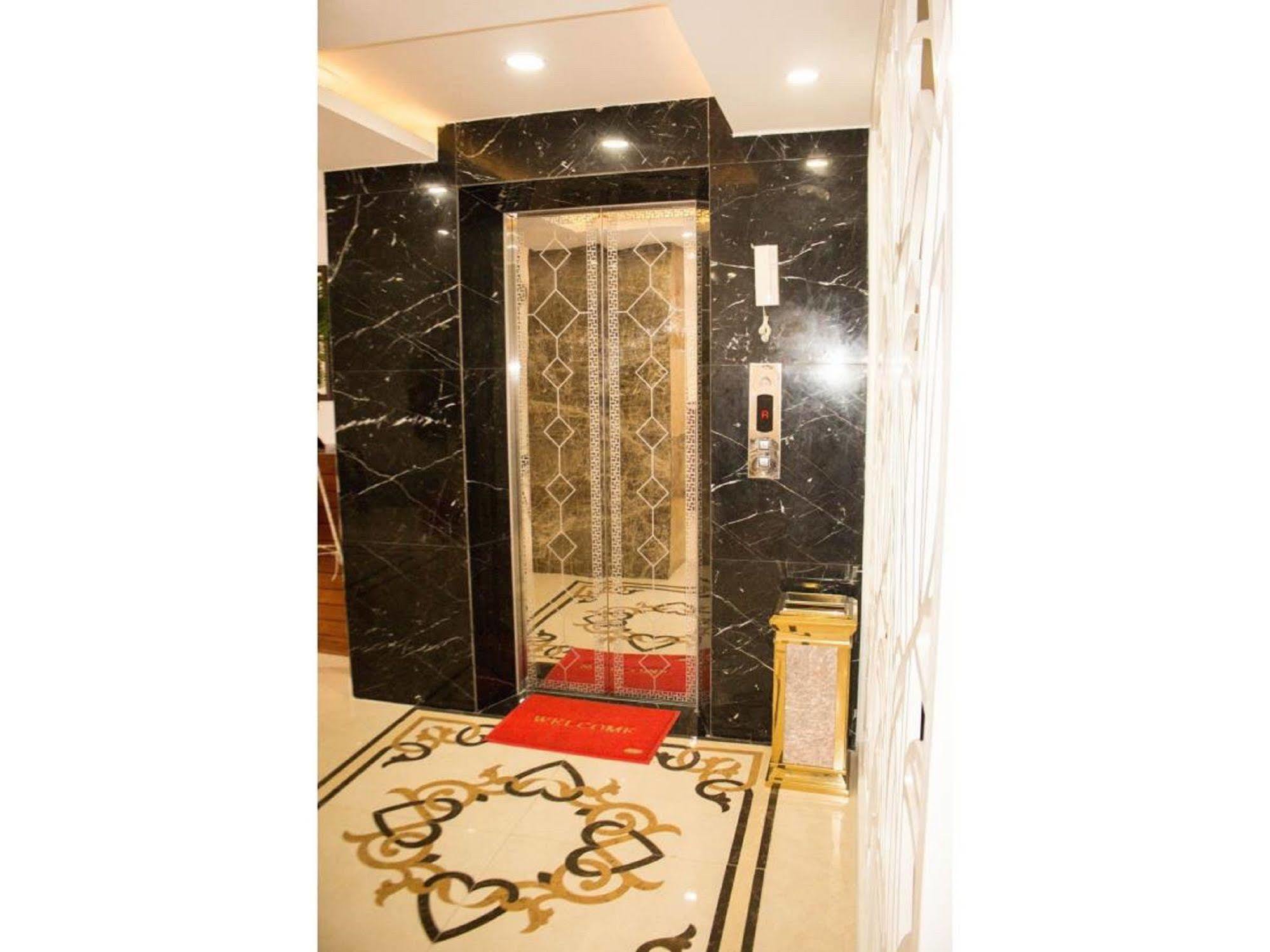 Reddoorz Plus New Sun Hotel Hô Chi Minh-Ville Extérieur photo